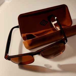Joseph Abboud Sunglasses, NEW IN Case